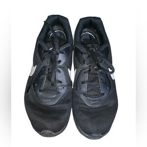 Nike Air Black And White Shoes Women's Size 7